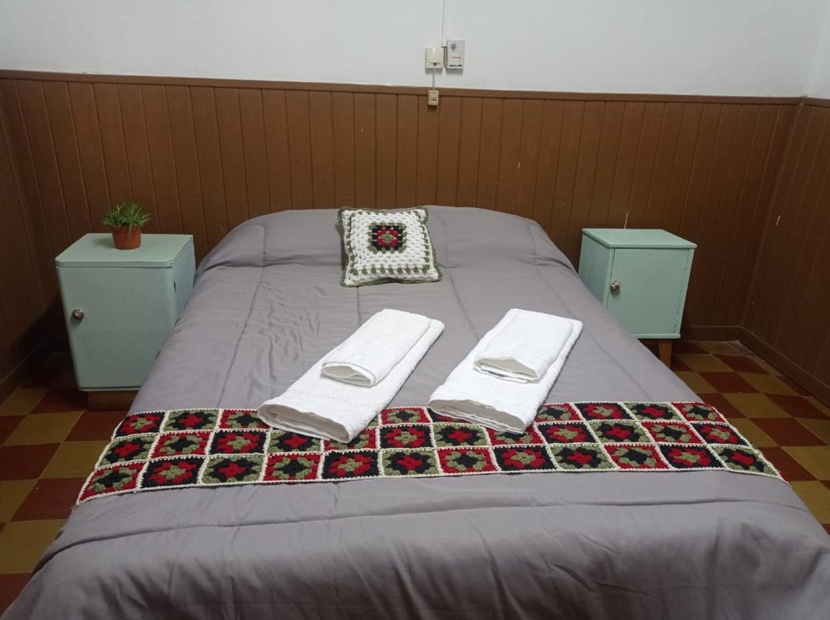 Hostel Yanay Chilecito Bagian luar foto